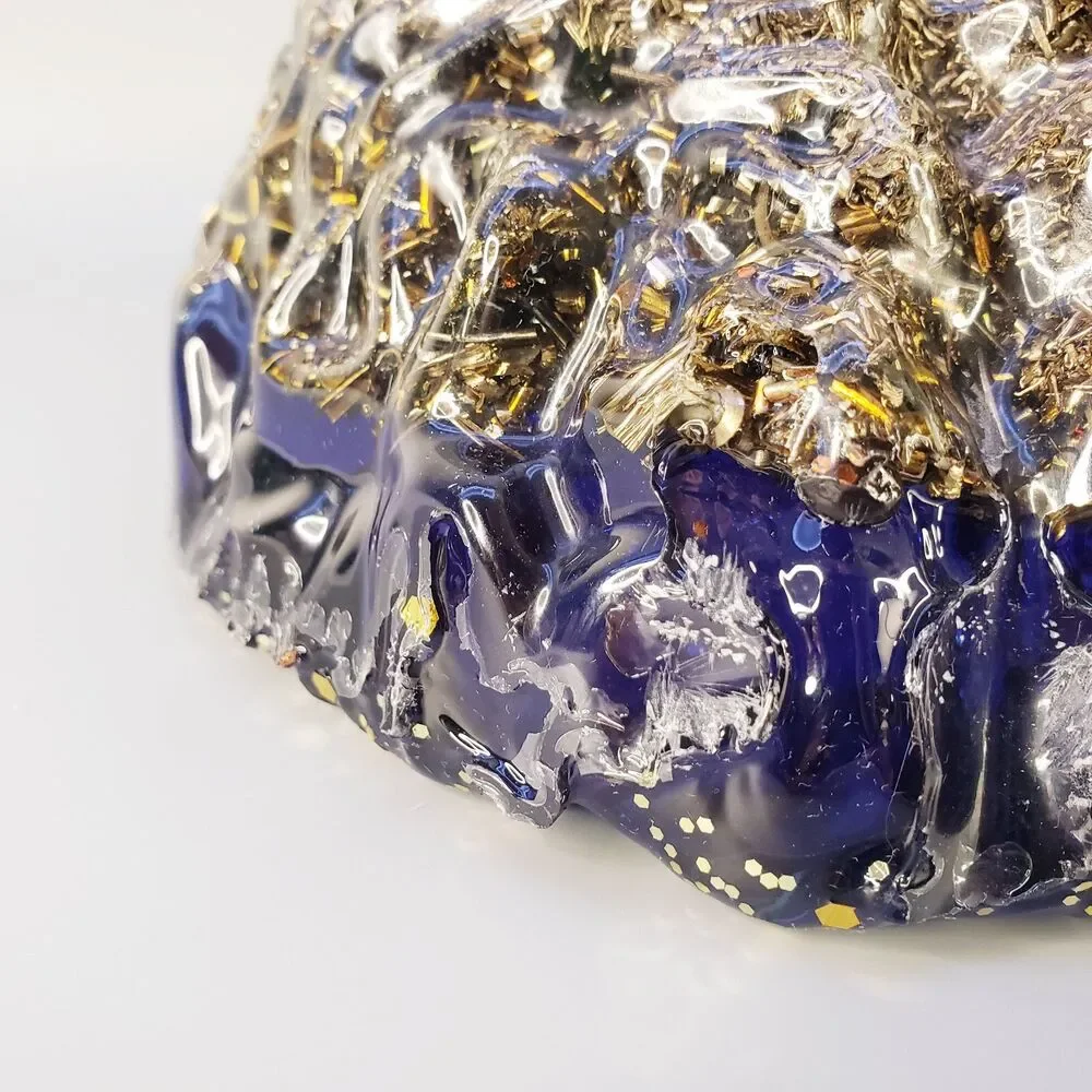 Resin Human Brain Blue Cerebrum Glitter Handemade Halloween Decor Spooky Creepy